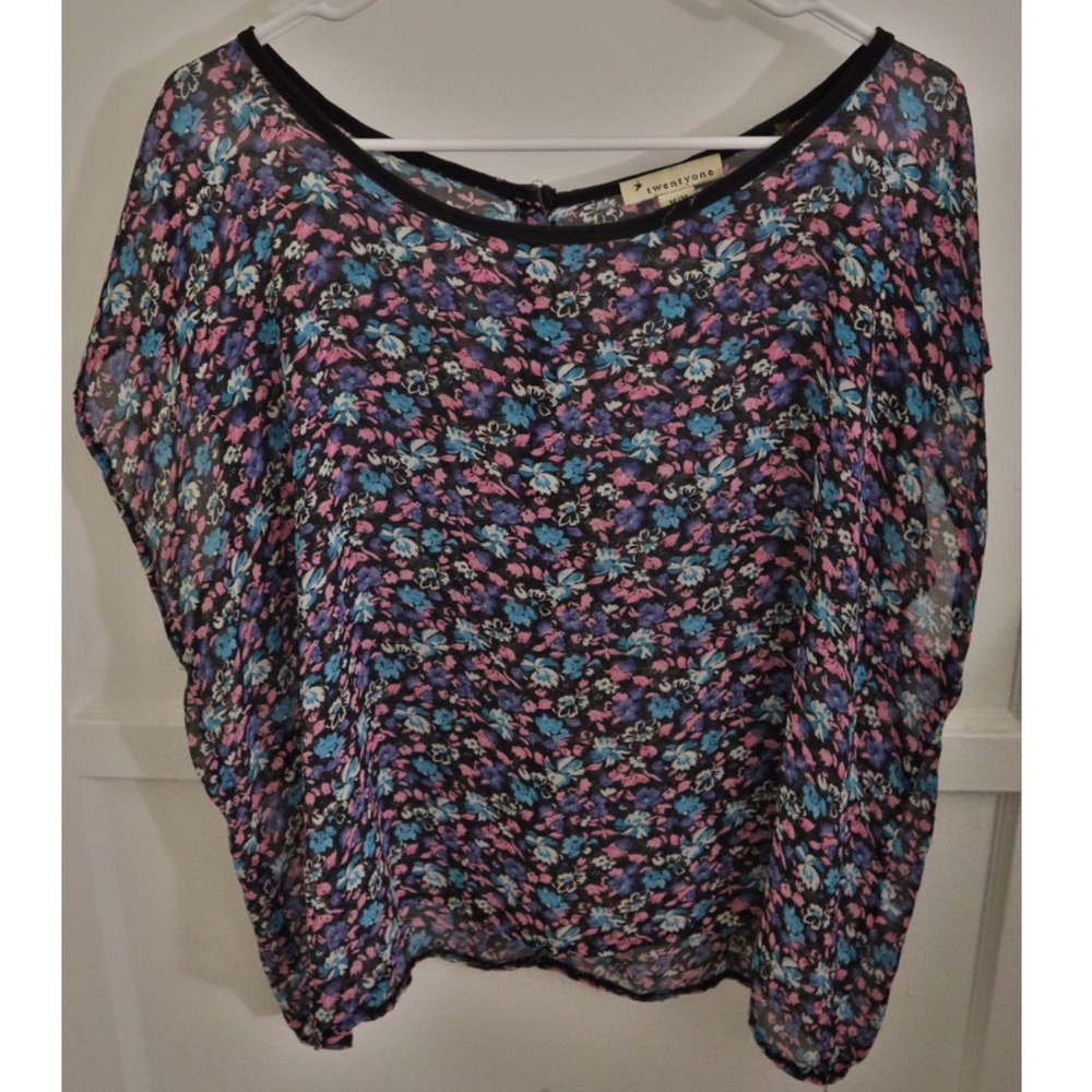 Forever 21 Floral Top